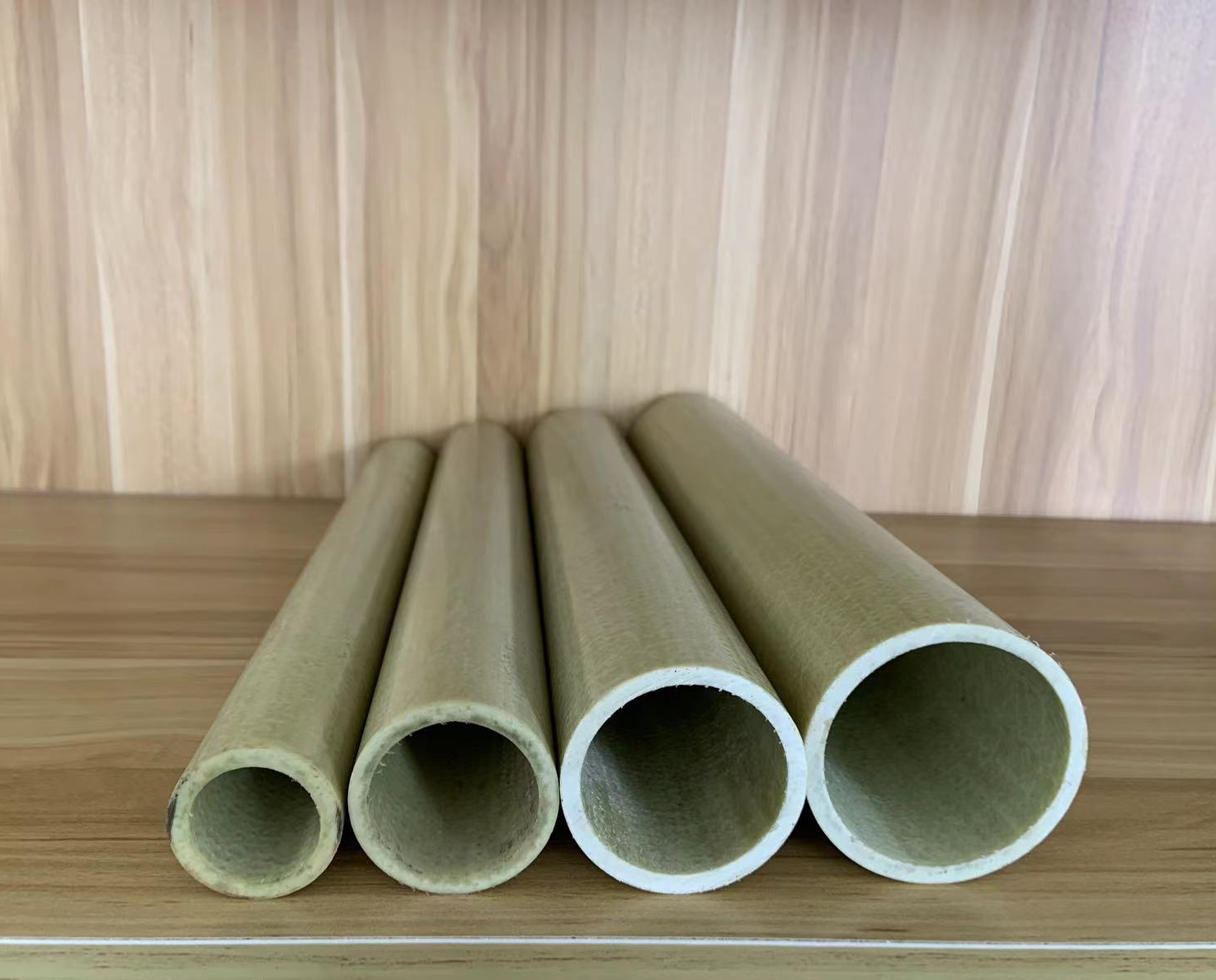 聚氨酯圆管01 聚氨酯圆管01